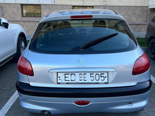 Peugeot 206 foto 3