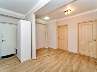 Apartament cu 3 camere, 80 m², Durlești, Chișinău foto 16