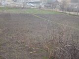 Se vinde lot de pământ cu suprafața de 0.06 ha, sub construcții la 5 km de Chișinău. foto 1