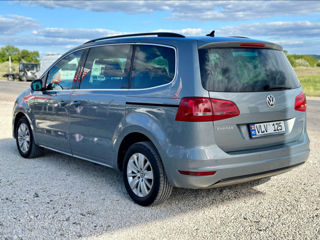 Volkswagen Sharan foto 2