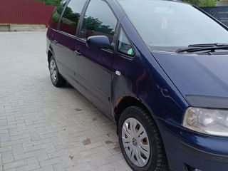 Volkswagen Sharan foto 4