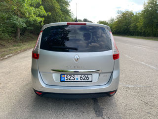 Renault Grand Scenic foto 4