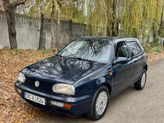 Volkswagen Golf foto 2