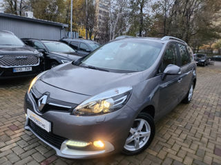 Renault Grand Scenic foto 12