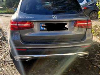 Mercedes GLC foto 2