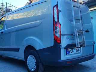 Ford Transit custom foto 3