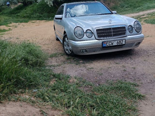 Mercedes E-Class