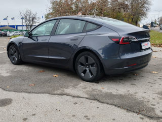 Tesla Model 3 foto 18