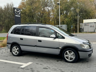 Opel Zafira foto 4