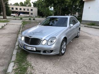 Mercedes E Class foto 3