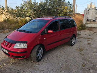 Volkswagen Sharan foto 5