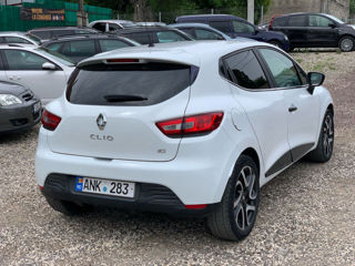 Renault Clio foto 3