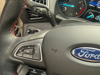 Ford Kuga foto 8