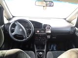 Opel Zafira foto 3