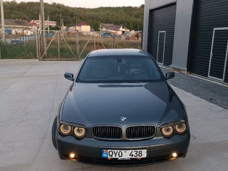 BMW 7 Series foto 1