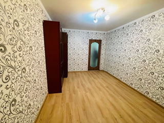 Apartament cu 3 camere, 60 m², Botanica, Chișinău foto 5