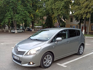 Toyota Verso foto 2