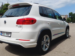 Volkswagen Tiguan foto 3