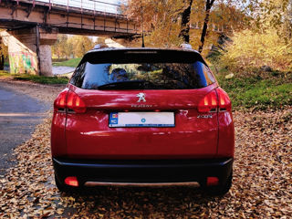 Peugeot 2008 foto 4