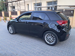 KIA Rio foto 2