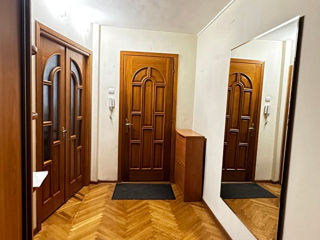 Apartament cu 3 camere, 68 m², Poșta Veche, Chișinău foto 11