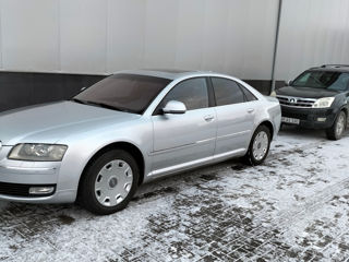 Audi A8 foto 4