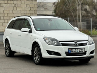 Opel Astra foto 2