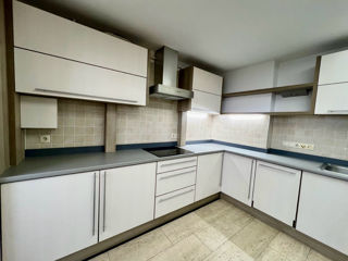 Apartament cu 3 camere, 160 m², Centru, Chișinău foto 4