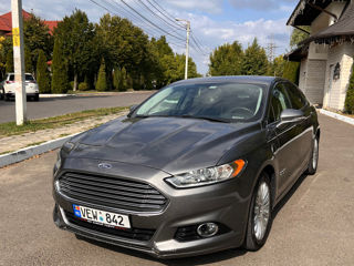 Ford Fusion foto 1