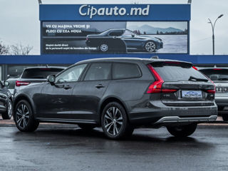 Volvo V90 Cross Country foto 2