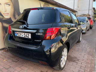 Toyota Yaris foto 3