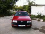 Volkswagen Vento foto 3