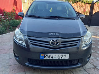 Toyota Auris foto 2