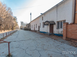 Se vinde spațiu industrial pe str. Băcioii Noi, Botanica, Chișinău foto 2