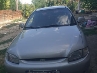 Hyundai Accent foto 4