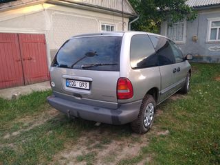 Chrysler Voyager foto 5