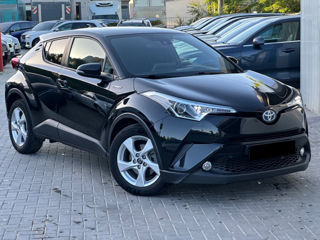 Toyota C-HR foto 4