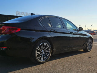 BMW 5 Series foto 3