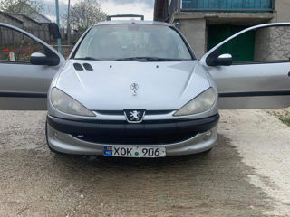 Peugeot 206 foto 1