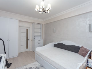 Apartament cu 3 camere, 77 m², Poșta Veche, Chișinău foto 8