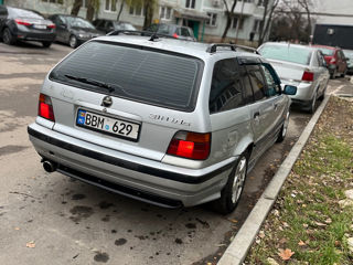 BMW 3 Series foto 3