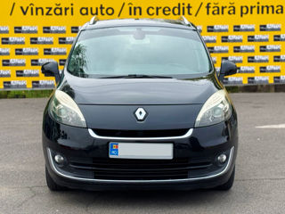 Renault Grand Scenic foto 2