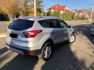 Ford Kuga foto 4