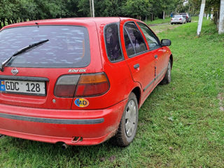 Nissan Almera foto 4