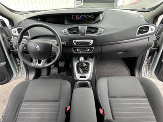 Renault Scenic foto 10