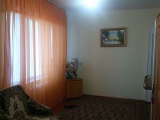 Vinzare. Apartament cu trei odai la Telecentru, suprafata totala - 70mp, etajul 7. foto 5