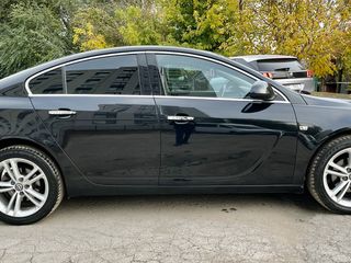 Opel Insignia foto 8