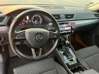 Skoda Superb foto 9