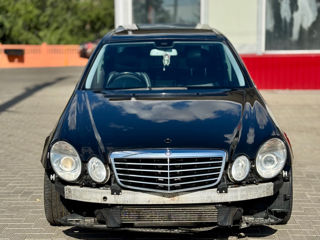 Mercedes E-Class foto 1