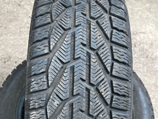 Продам 2 шины 225/55 R17 Taurus Snow (Michelin Group) фото 1